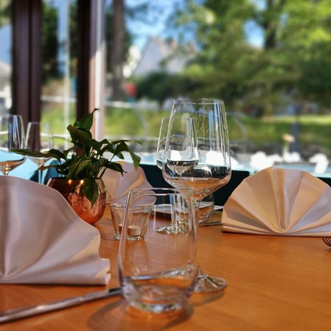Eventlocations 14 Gemütlicher Platz mit Blick ins Grüne zum Entspannen im Restaurant EssKultur
