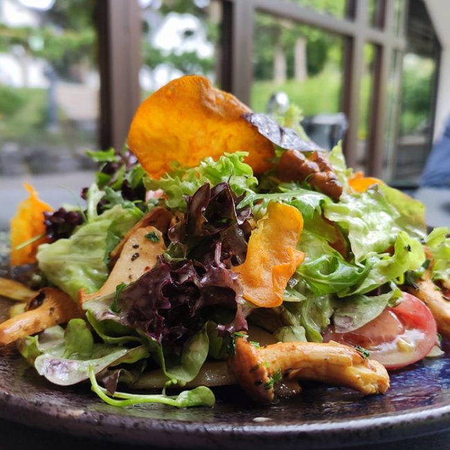 Eventlocations 15 Frische Pfifferlinge im Herbst oder leckerer Spargel im Sommer, bei uns essen Sie immer saisonal und regional. EssKultur Müllheim